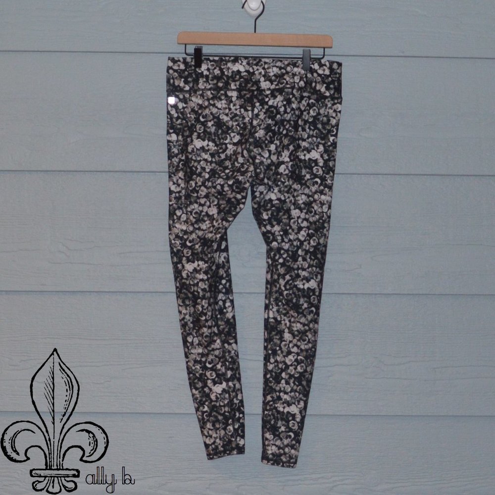 Fabletics Printed Legging - image 4